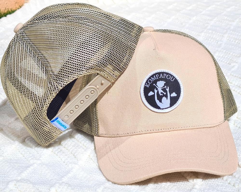 Casquette beige père et fils