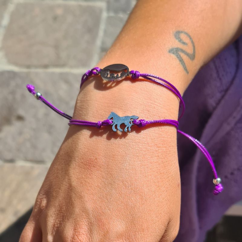 Bracelets assortis cheval violet idéal pour fête des mères