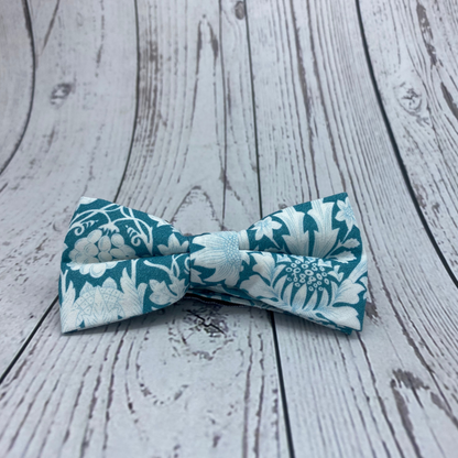 Noeud pap pour enfant assorti avec le papa en liberty bleu turquoise