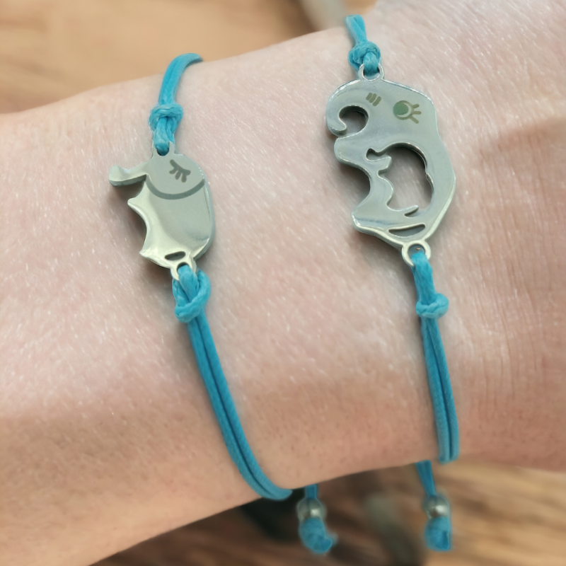 Bracelets éléphants bleus à offrir en famille
